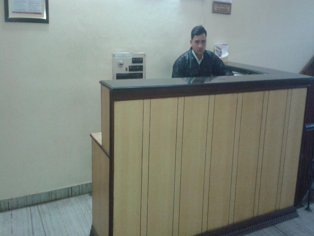 Hotel Sagar آغْرا المظهر الخارجي الصورة